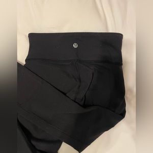 Lululemon 21” Black Leggings